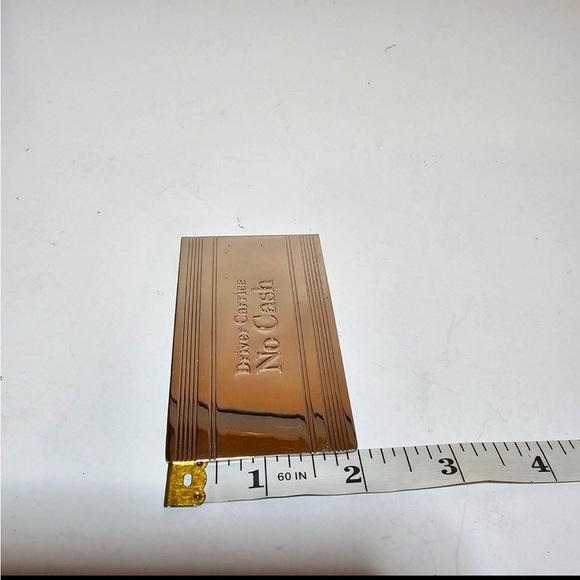 Pottery Barn Engraved Money Clip "DRIVER CARRIES NO CASH" Silver Tone Metallic - Picture 6 of 6